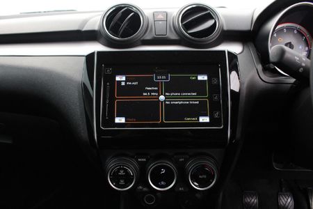2021-Suzuki-Swift-12-GLX_8