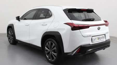 2023-Lexus-UX-250h-F-Sport_3