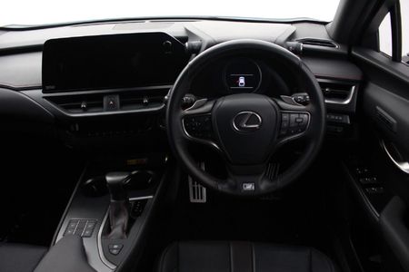 2023-Lexus-UX-250h-F-Sport_6