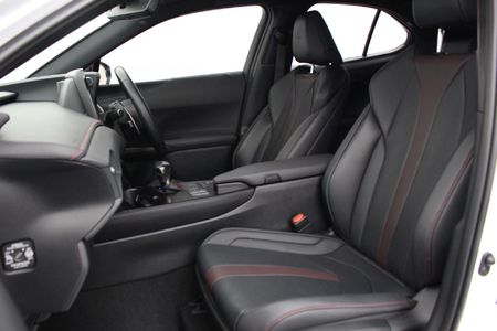 2023-Lexus-UX-250h-F-Sport_7