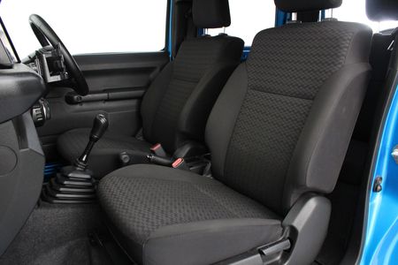 2021-Suzuki-Jimny-15-GLX_7