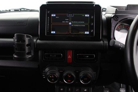 2021-Suzuki-Jimny-15-GLX_8