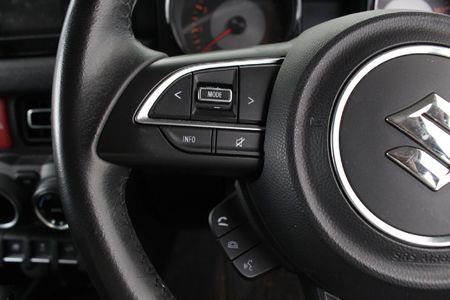 2022-Suzuki-Jimny-15-GLX-Auto_9