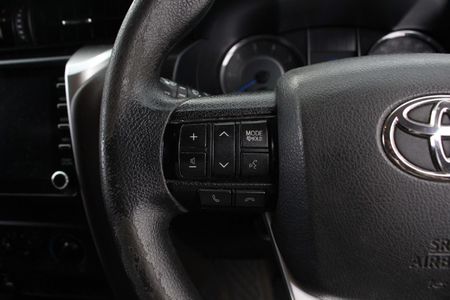 2019-Toyota-Fortuner-24-GD-6-Raised-Body_9