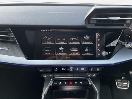 2024-Audi-RS3-Sportback-Quattro-Auto_16