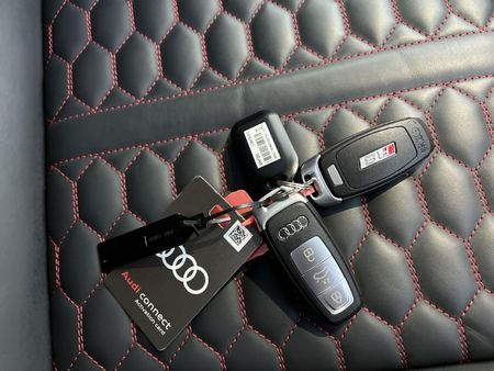 2024-Audi-RS3-Sportback-Quattro-Auto_21