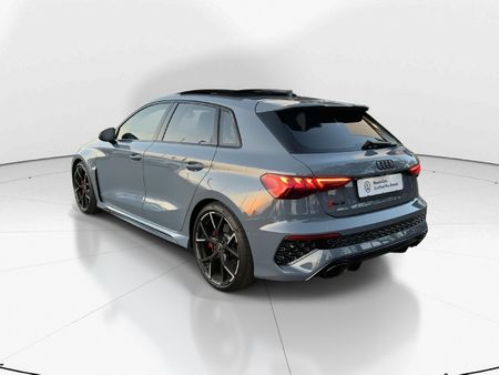 2024-Audi-RS3-Sportback-Quattro-Auto_5