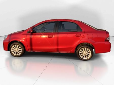 2020-Toyota-Etios-15-XS_4