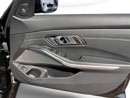 2020-BMW-3-Series-330is-Edition_9
