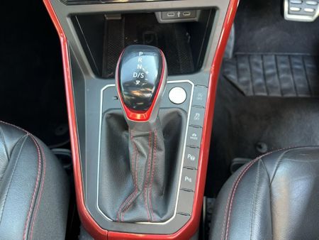 2023-Volkswagen-Polo-20-GTI-Auto-147kW_19