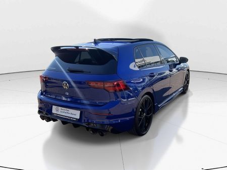 2023-Volkswagen-Golf-8-20-TSI-R-DSG_7