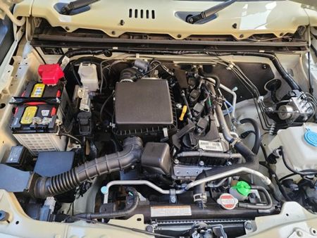 2022-Suzuki-Jimny-15-GL-Auto_9