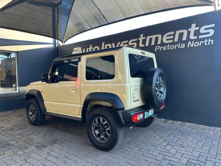 2022-Suzuki-Jimny-15-GL-Auto_3