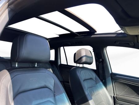 2023-Volkswagen-Tiguan-14TSI-R-Line_20