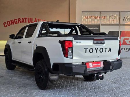 2026-Toyota-Hilux-28-GD-6-RB-SRX-Auto-Double-Cab_13