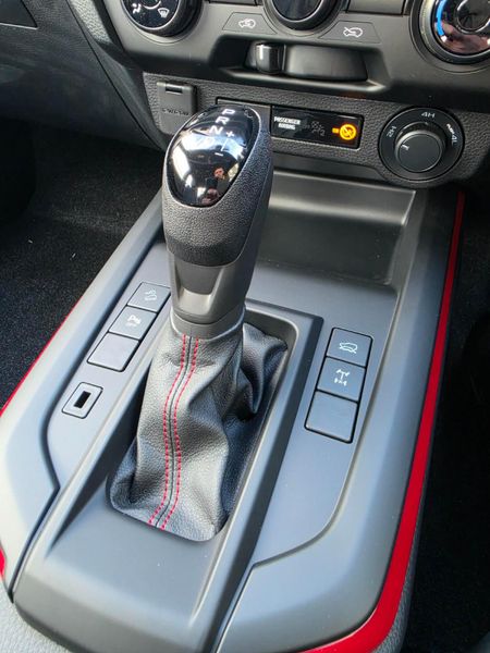 2026-Isuzu-D-Max-19-DDI-HR-X-Rider-Auto-Double-Cab_17
