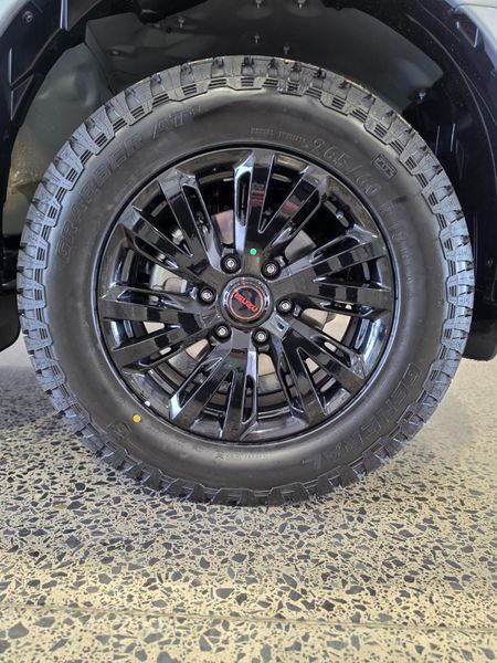 2026-Isuzu-D-Max-19-DDI-HR-X-Rider-Auto-Double-Cab_5