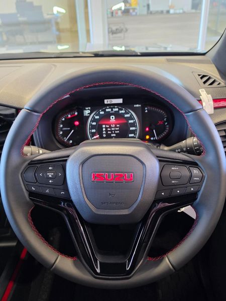 2026-Isuzu-D-Max-30-DDI-X-Rider-Auto-Double-Cab_13