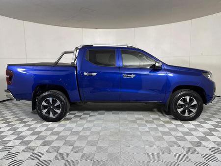 2023-Peugeot-Landtrek-19D-Allure-Double-Cab-Auto_16