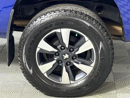 2023-Peugeot-Landtrek-19D-Allure-Double-Cab-Auto_6
