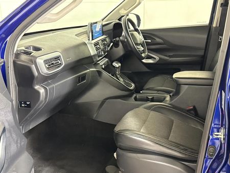 2023-Peugeot-Landtrek-19D-Allure-Double-Cab-Auto_8