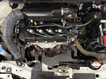 2023-Suzuki-Swift-12-GL_11