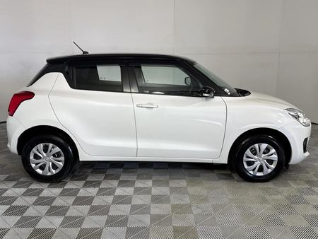2023-Suzuki-Swift-12-GL_15