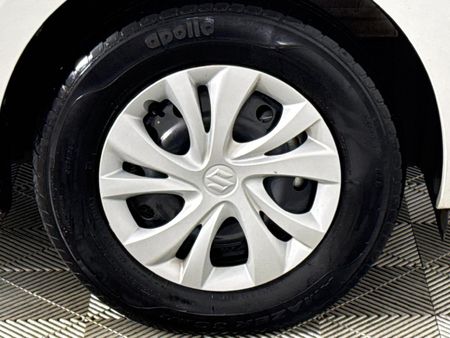 2023-Suzuki-Swift-12-GL_5
