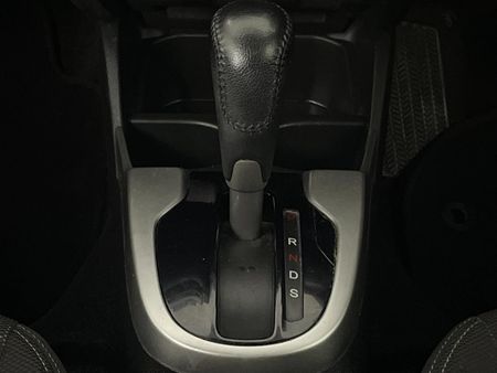 2017-Honda-Jazz-15-Elegance-Auto_10