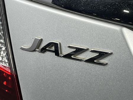 2017-Honda-Jazz-15-Elegance-Auto_11