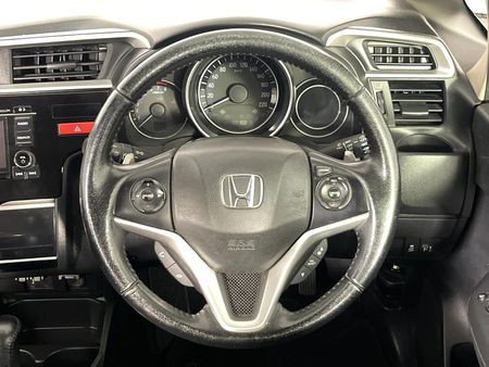 2017-Honda-Jazz-15-Elegance-Auto_12