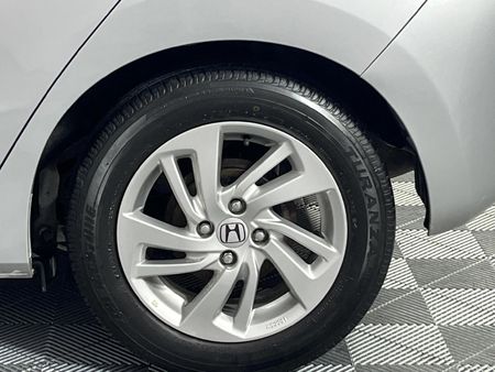2017-Honda-Jazz-15-Elegance-Auto_6