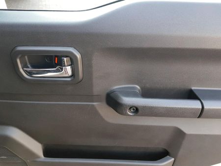 2024-Suzuki-Jimny-15-GLX-AllGrip-5-Door-Auto_11