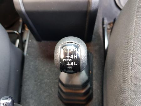 2024-Suzuki-Jimny-15-GLX-AllGrip-5-Door-Auto_17