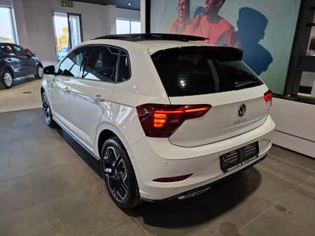2026-Volkswagen-Polo-10-TSI-R-Line-Auto_2