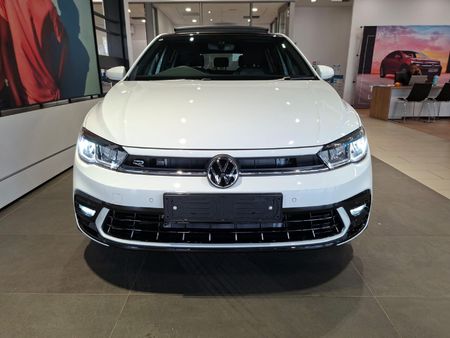 2026-Volkswagen-Polo-10-TSI-R-Line-Auto_8