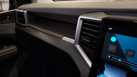 2026-Volkswagen-Amarok-20-BiTDI-154kW-4Motion-Style-Double-Cab_11
