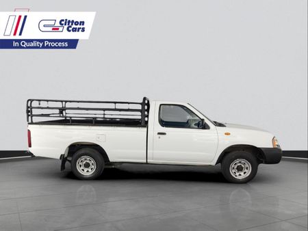 2018-Nissan-NP300-20i-LWB-Single-Cab_5