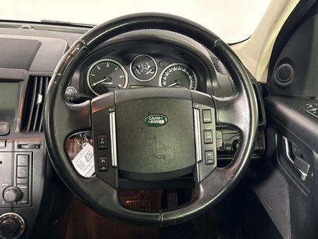 2011-Land-Rover-Freelander-II-22-SD4-HSE-Auto_12