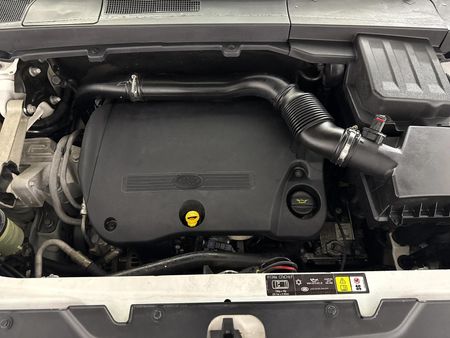 2011-Land-Rover-Freelander-II-22-SD4-HSE-Auto_13