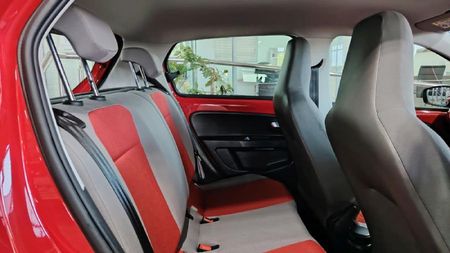 2016-Volkswagen-Up-Cross-Up-10-5-dr_9