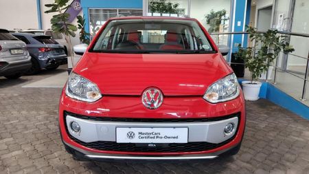 2016-Volkswagen-Up-Cross-Up-10-5-dr_1