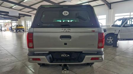 2025-JAC-T8-20-CTI-Super-Lux-Double-Cab_4