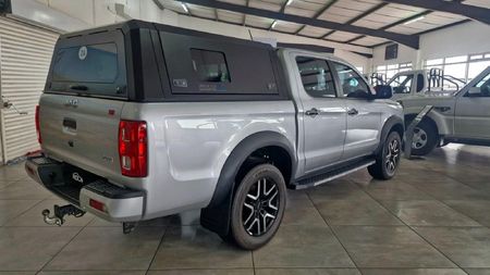 2025-JAC-T8-20-CTI-Super-Lux-Double-Cab_5