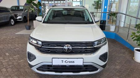 2026-Volkswagen-T-Cross-10-TSI-Life-Auto_1