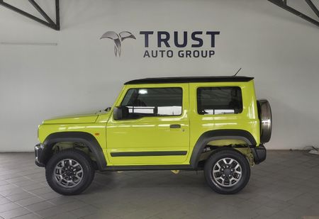2022-Suzuki-Jimny-15-GL_1