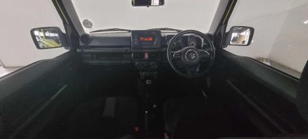 2022-Suzuki-Jimny-15-GL_5