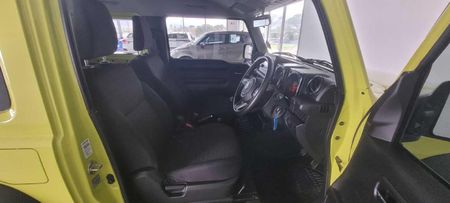2022-Suzuki-Jimny-15-GL_6
