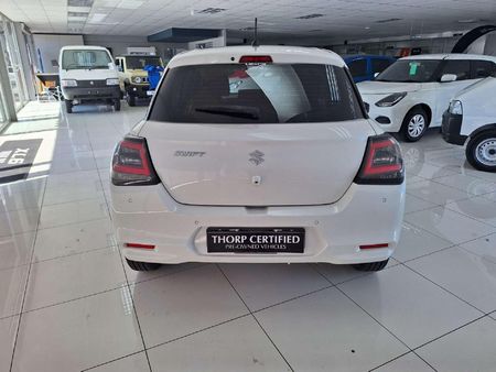 2026-Suzuki-Swift-12-GLX_5