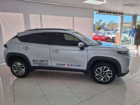 2026-Suzuki-Fronx-15-GLX_4